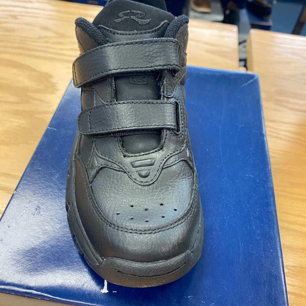 stride rite boys sneakers